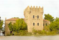 Mani Gythio, Tzannetakos Tower