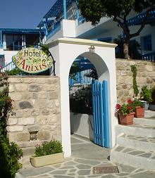 Naxos Hotel Anixis in Old Town Hora